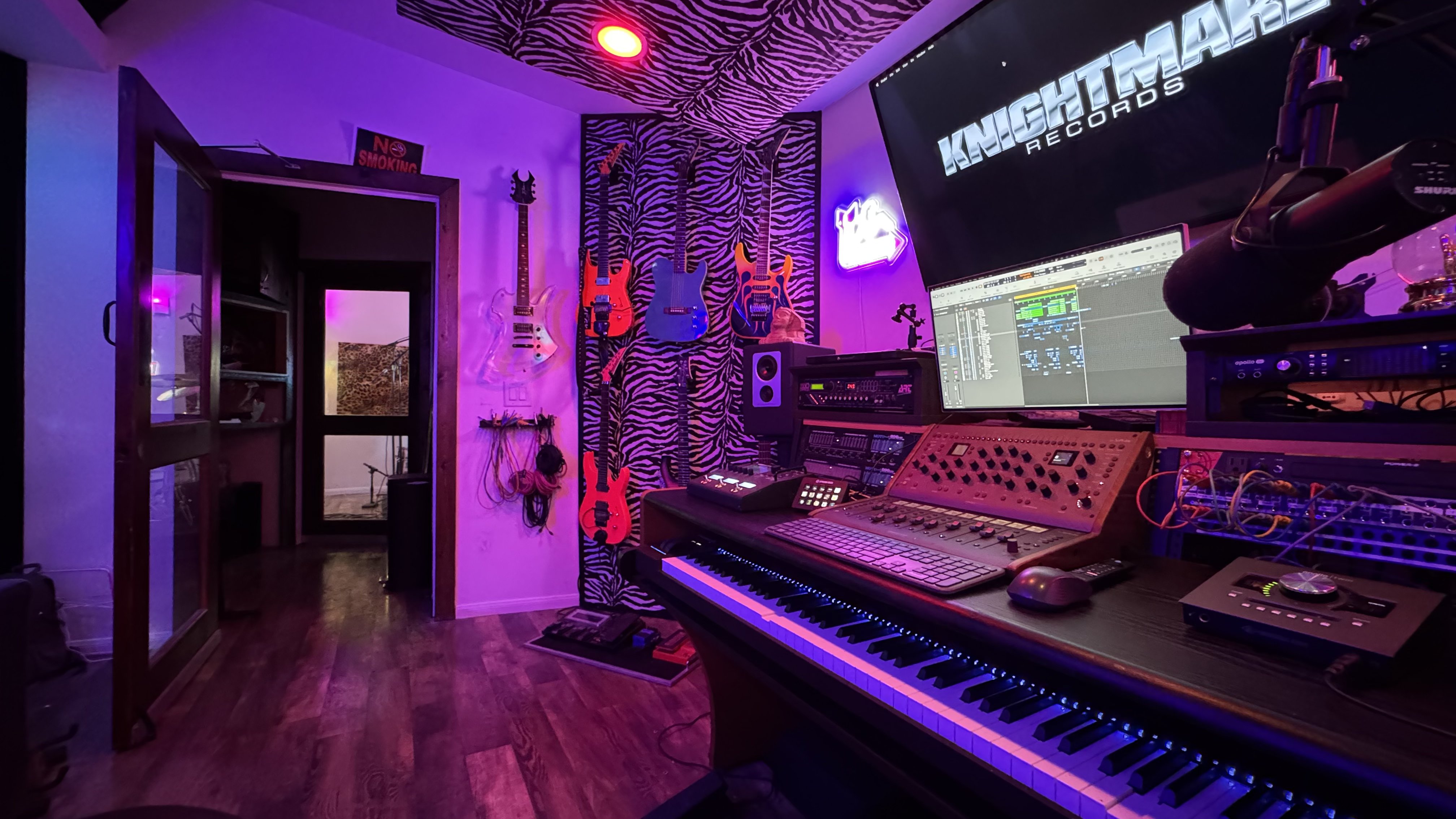 Production Desk